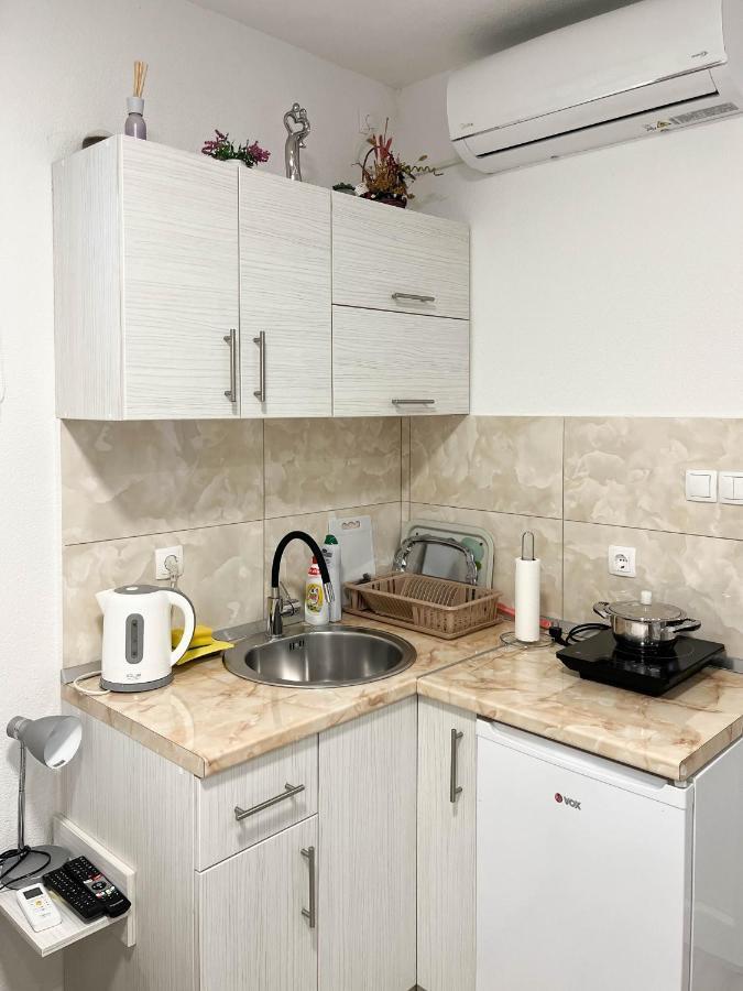 Apartmani Budimcic 特雷比涅 外观 照片