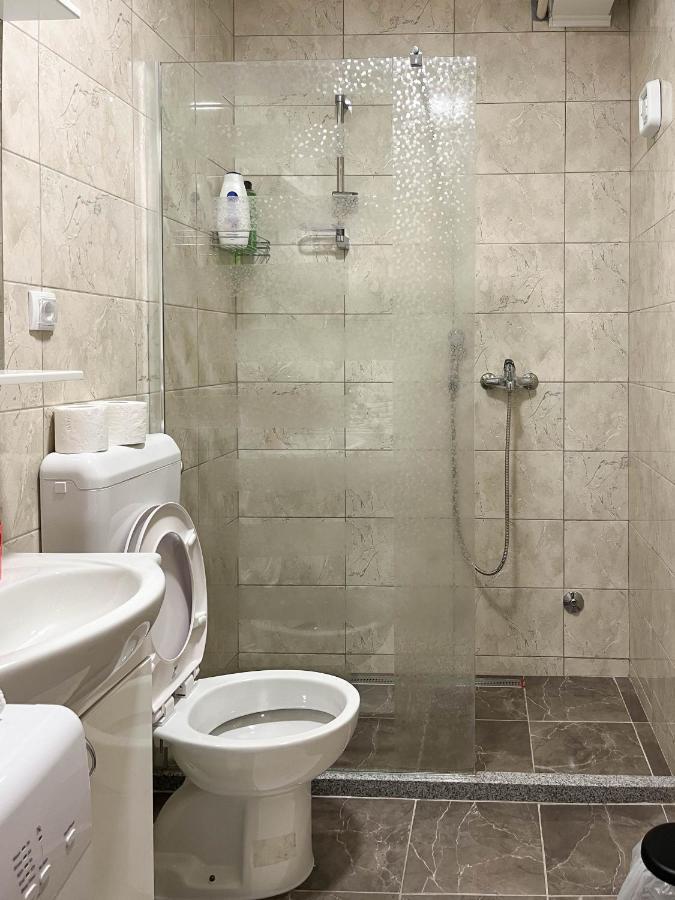 Apartmani Budimcic 特雷比涅 外观 照片