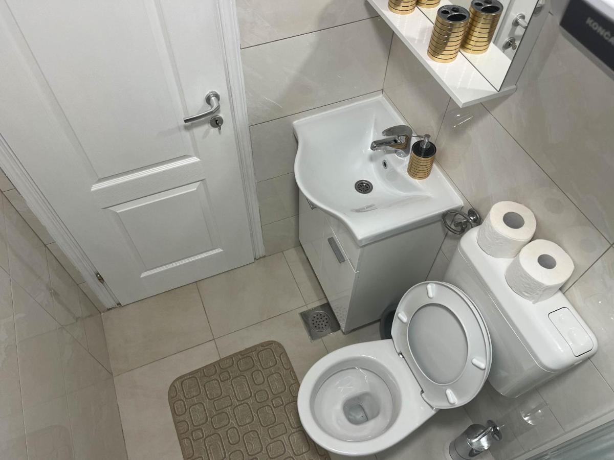 Apartmani Budimcic 特雷比涅 外观 照片