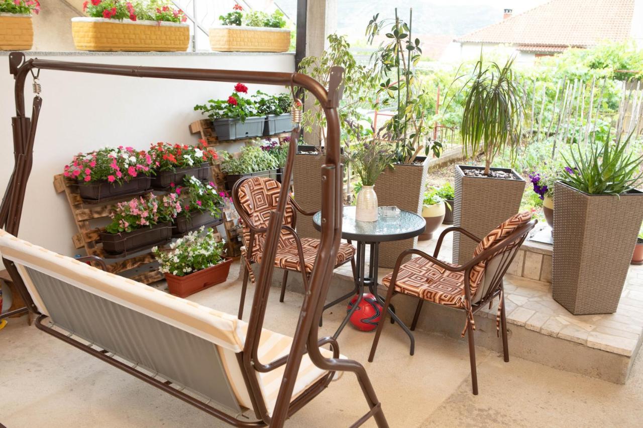 Apartmani Budimcic 特雷比涅 外观 照片